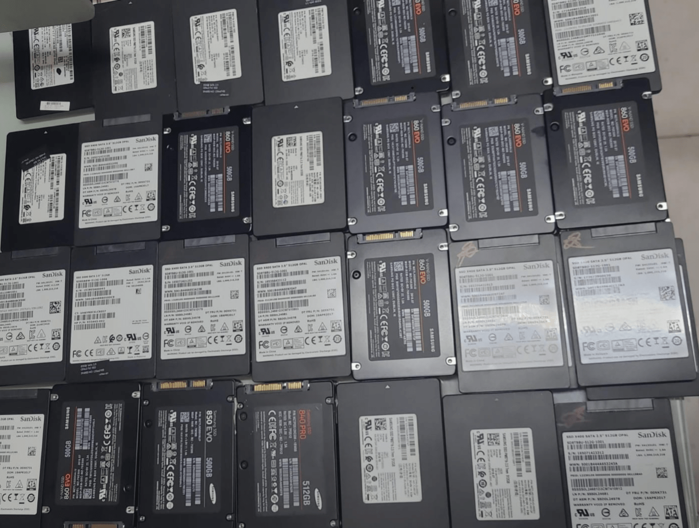💻 512GB 2.5" SATA SSD – Tested (Mix Brands)
